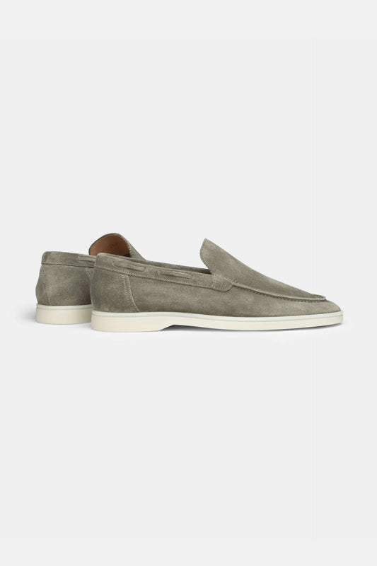Low suede loafers light khaki