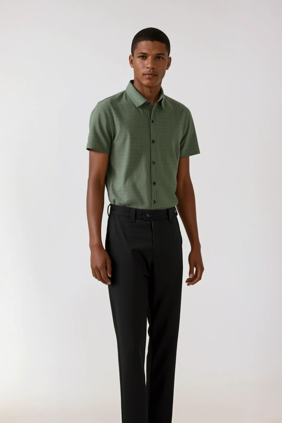 Luxurious shirt with structure green