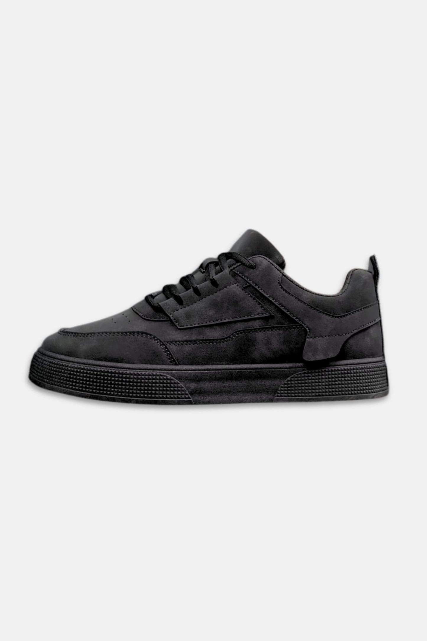 Suede sneakers black