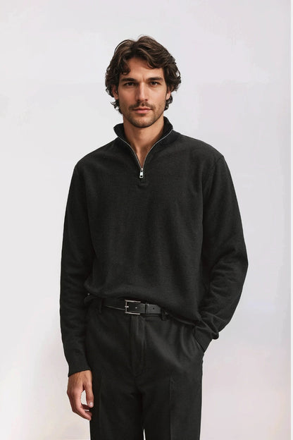 Cotton sweater with half zip black