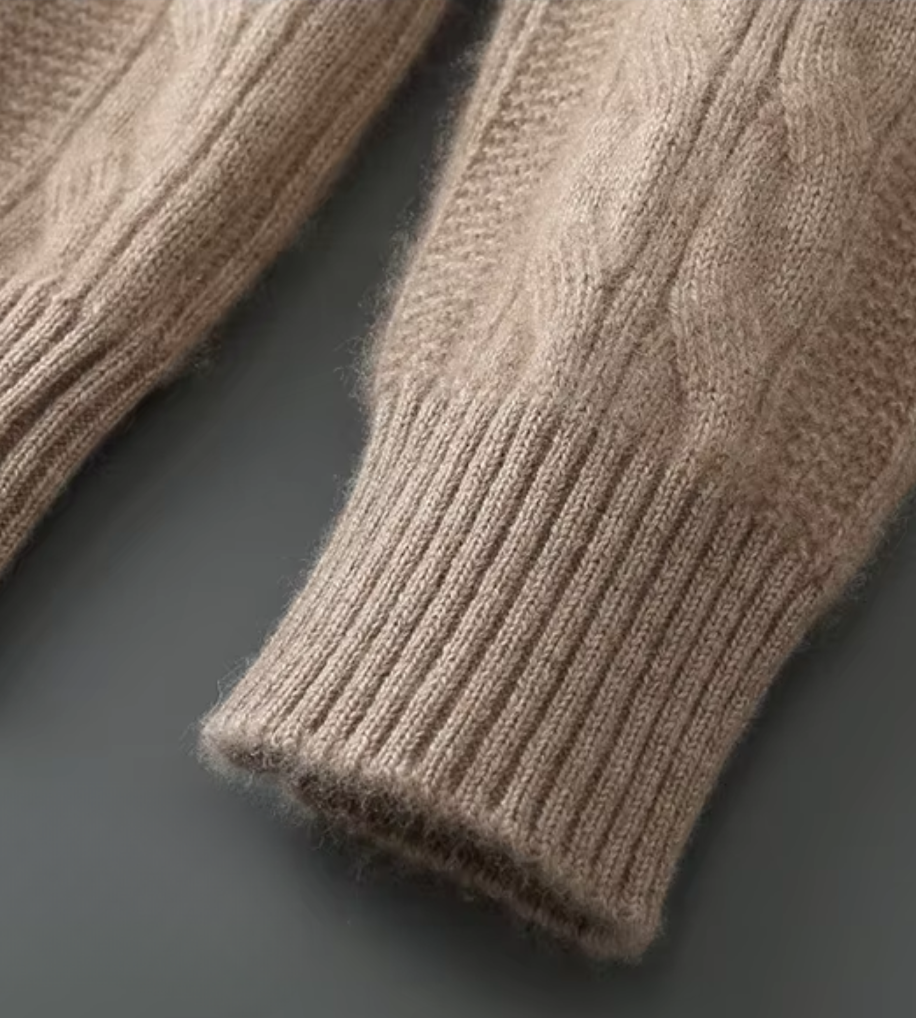 100% Cashmere cable sweater